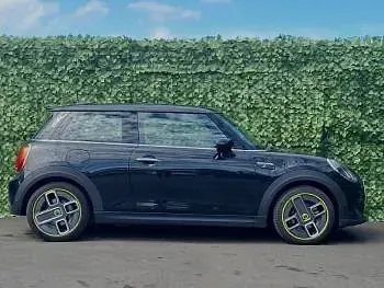 Used Mini Cooper S Level 2 135 kW (184 HP) 2023 Black Hatchback