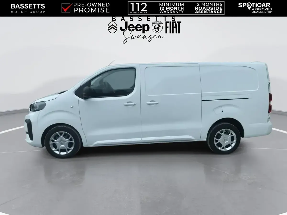 Used Citroën Dispatch 118 HP (86 kW) 2024 White MPV