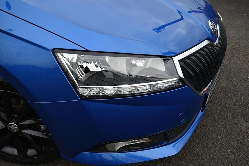 Petrol manual 2021 30,100 miles blue Used 2021 Skoda Fabia Colour Edition | £11,250 (Fair price) - Image 1/4