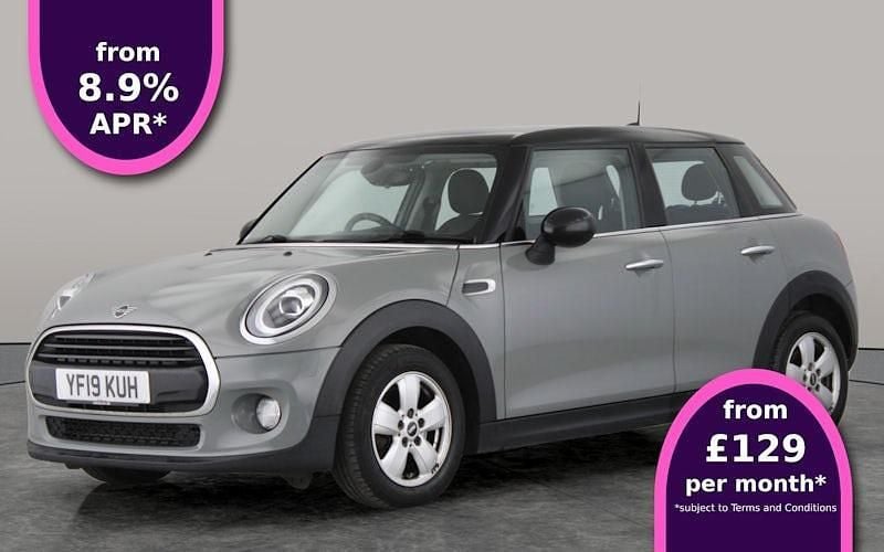 Used 2021 Mini Cooper Classic Hatchback | £10,717 (Super price) - Image 1/3