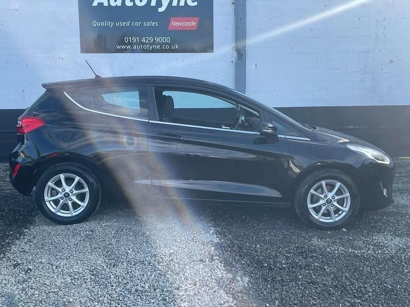 Used Ford Fiesta Zetec 2018 Black Hatchback
