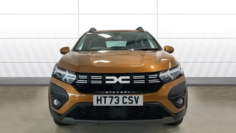 Begagnad Dacia Sandero Expression 91 HK (66 kW) 2023 Halvkombi