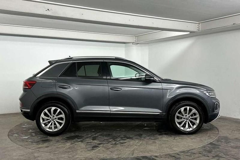 Used VW T-Roc Style 150 HP (110 kW) 2023 Grey SUV