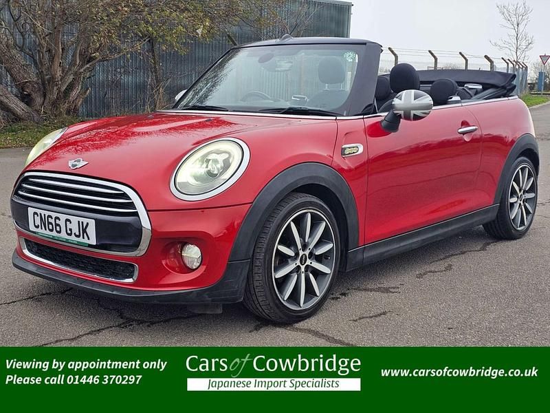 Begagnad Mini Cooper Cabriolet 2016 Röd Cab