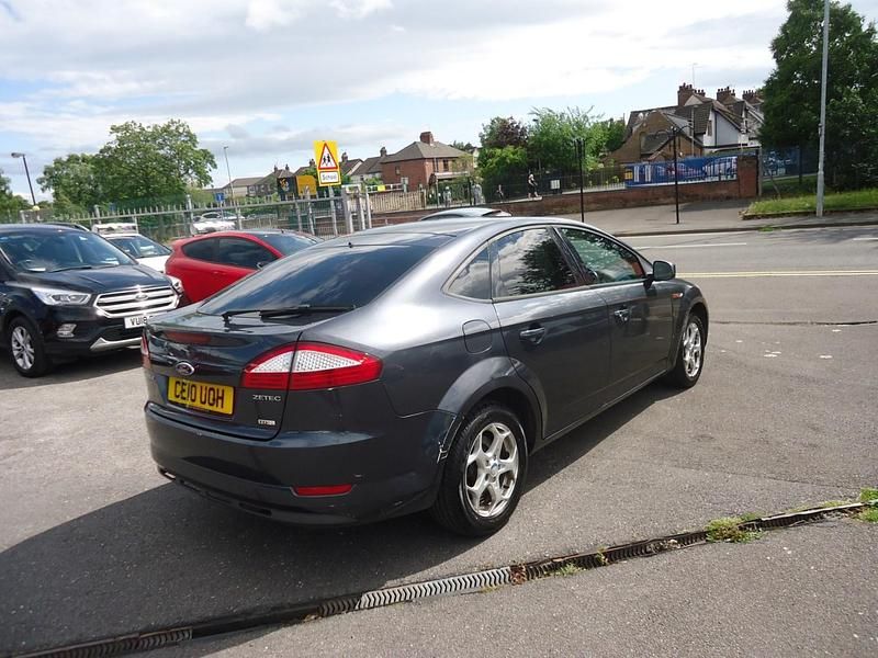 Grey Used 2010 Ford Mondeo Zetec Hatchback | £1,295 (Fair price) - Image 1/4