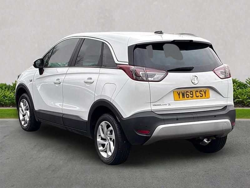 Used Vauxhall Crossland X Business Edition 130 HP (95 kW) 2020 White SUV