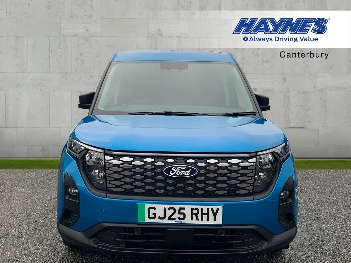 Usado Ford E-Transit Trend 98 kW (134 HP) 2025 Azul Van
