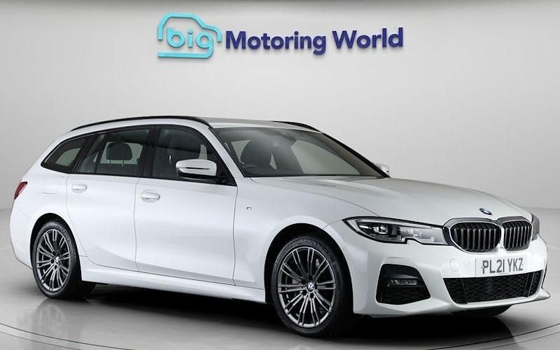 Used BMW 330e M Sport 292 HP (214 kW) 2021 White Estate