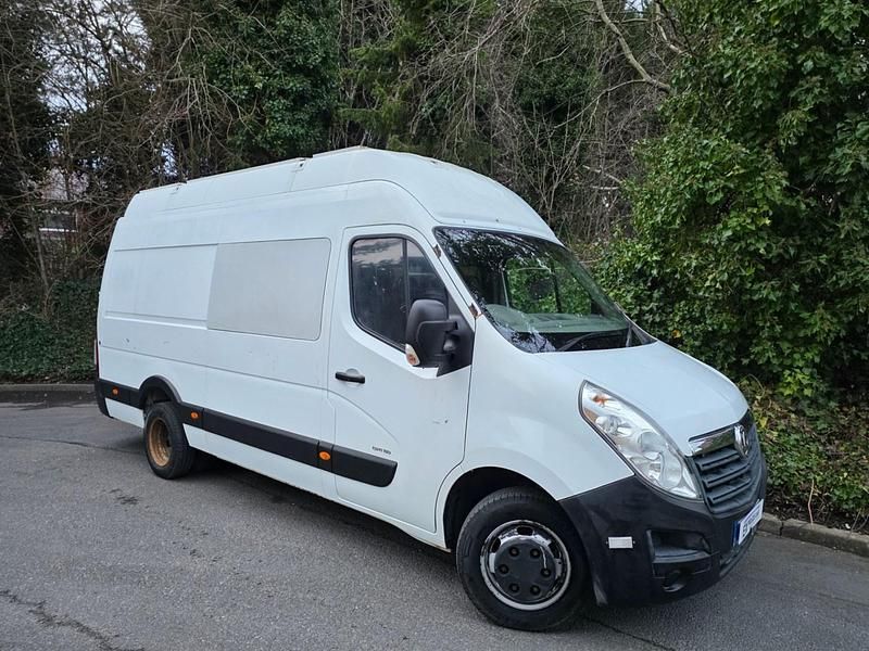 Used Vauxhall Movano 2013 White MPV