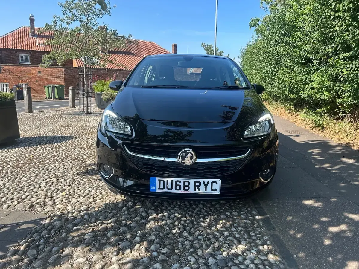 Used Vauxhall Corsa 90 HP (66 kW) 2018 Black Hatchback
