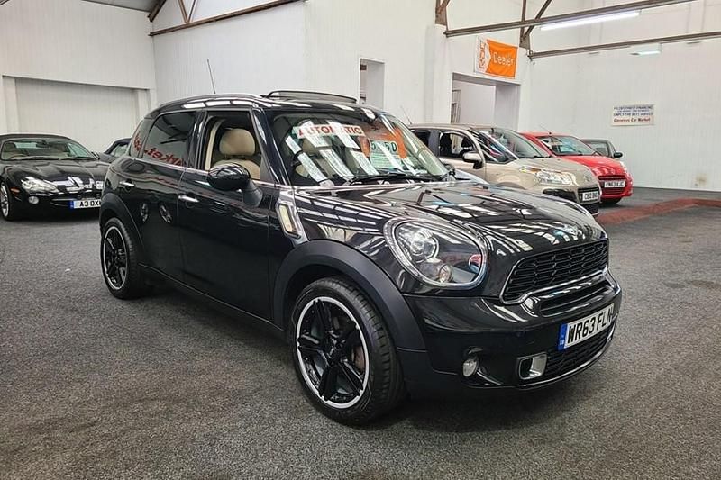 Black Used 2013 Mini Cooper S Countryman SUV | £5,450 (Good price) - Image 1/1