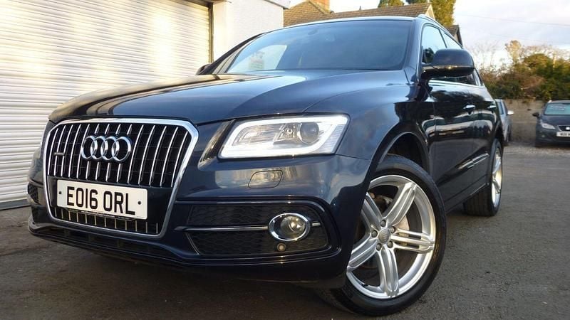 Blue Used 2016 Audi Q5 S-line plus SUV | £11,999 (Fair price) - Image 1/4