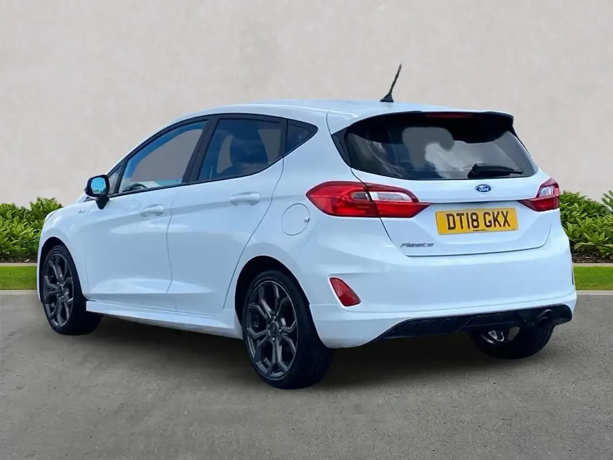 Used Ford Fiesta ST-Line 100 HP (73 kW) 2018 White Hatchback