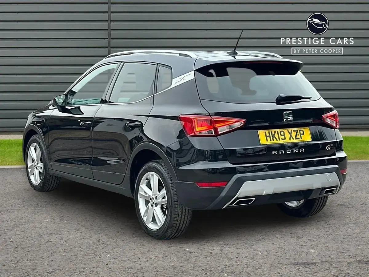 Used Seat Arona FR 115 HP (84 kW) 2019 Black SUV