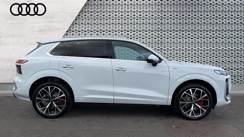 Used Audi Q3 S-Line 272 HP (200 kW) 2026 White SUV