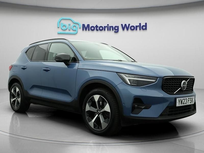 Blue Used 2023 Volvo XC40 Ultimate SUV | £31,000 (Fair price) - Image 1/4