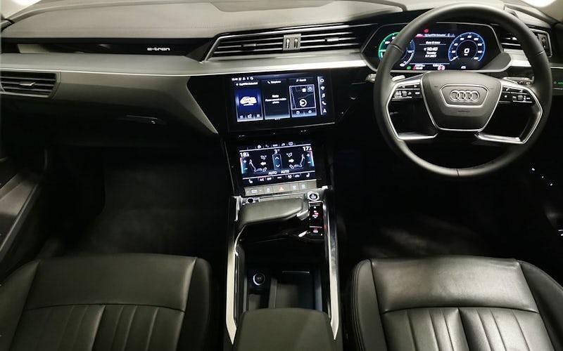 Black Used 2022 Audi e-tron Comfort SUV | £19,983 (Super price) - Image 1/3