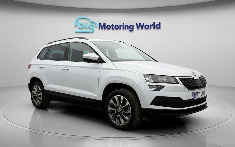 Used Skoda 110 R SE Drive 110 HP (80 kW) 2021 White Estate