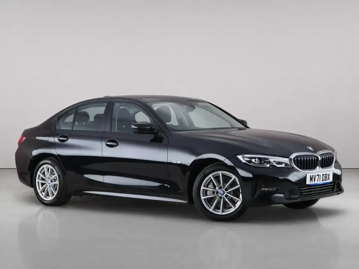 Used BMW 330e 292 HP (214 kW) 2022 Sedan