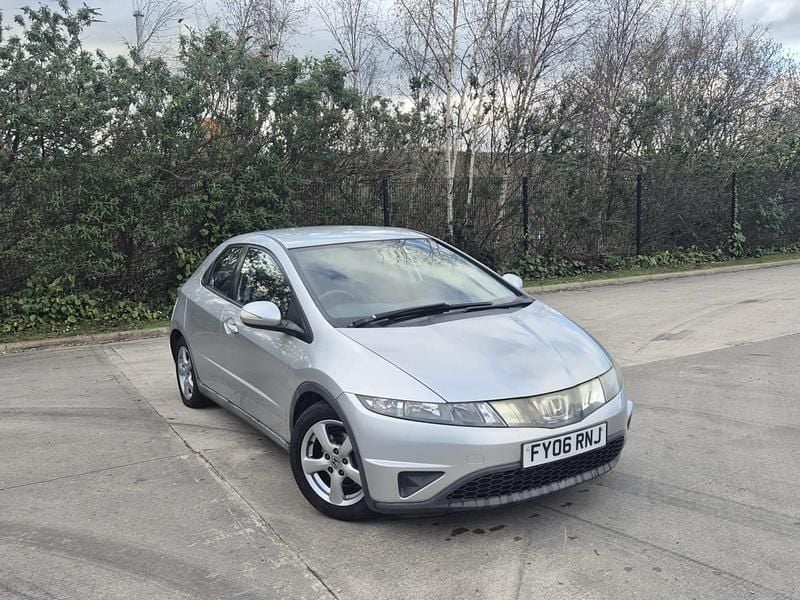 Used Honda Civic SE 140 HP (102 kW) 2006 Silver Hatchback