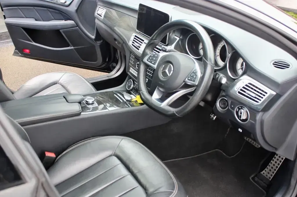 Used Mercedes CLS220 AMG line 177 HP (130 kW) 2017 Black Coupe