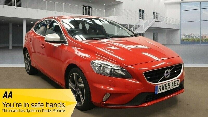 Red Used 2015 Volvo V40 R-Design Estate | £6,495 (Good price) - Image 1/3