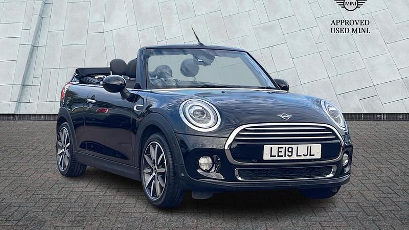 Black Used 2019 Mini Cooper Exclusive Hatchback | £14,975 (Fair price) - Image 1/4