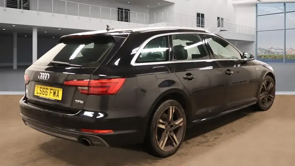 Used Audi A4 S-Line 252 HP (185 kW) 2016 Black Estate