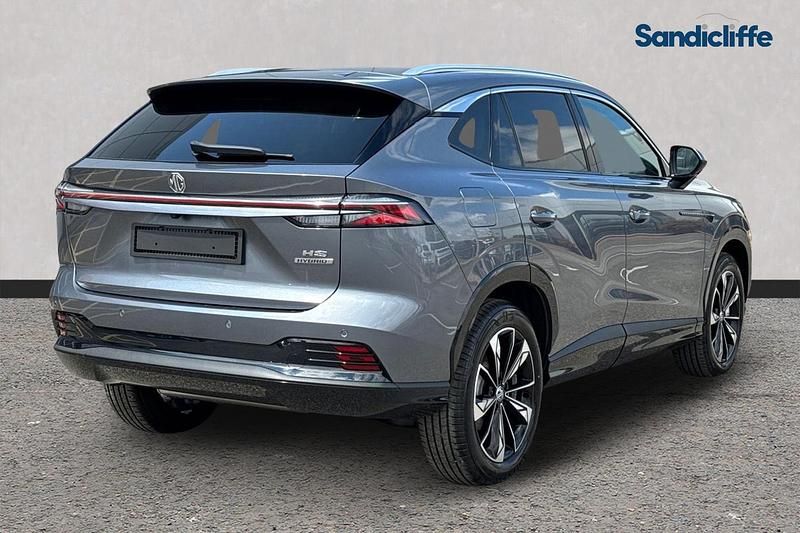 Used MG HS Trophy 224 HP (164 kW) 2024 Metallic  hampstead grey SUV