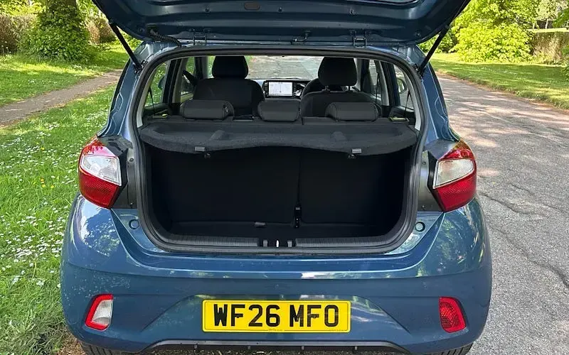 New Hyundai i10 Advanced 63 HP (46 kW) 2026 Grey Hatchback