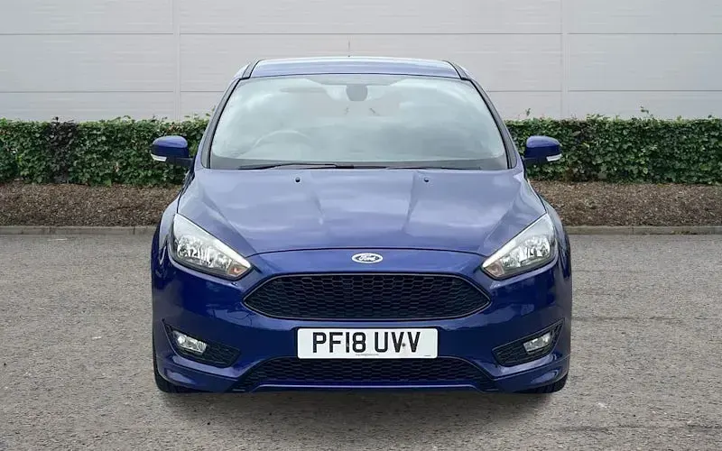 Used Ford Focus ST-Line X 182 HP (133 kW) 2017 Blue Hatchback