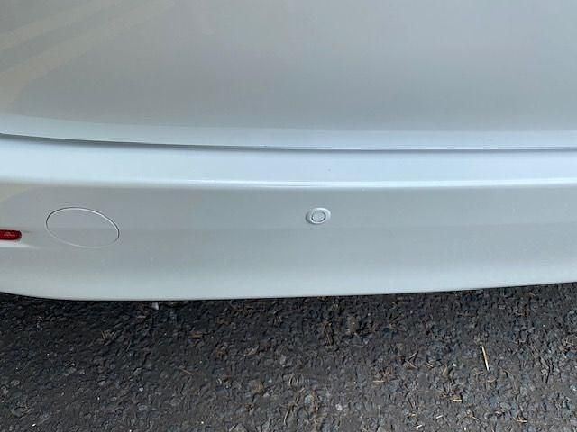 Used Toyota Alphard Platinum 170 HP (125 kW) 2011 Pearl white MPV