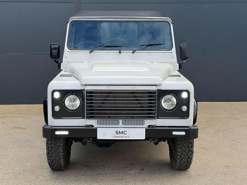 Used Land Rover Defender 2010 White SUV