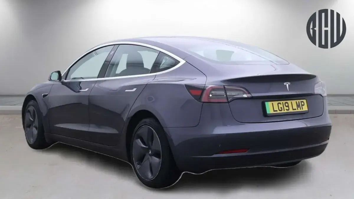 Used Tesla Model 3 Standard Range 366 kW (498 HP) 2019 Grey Sedan