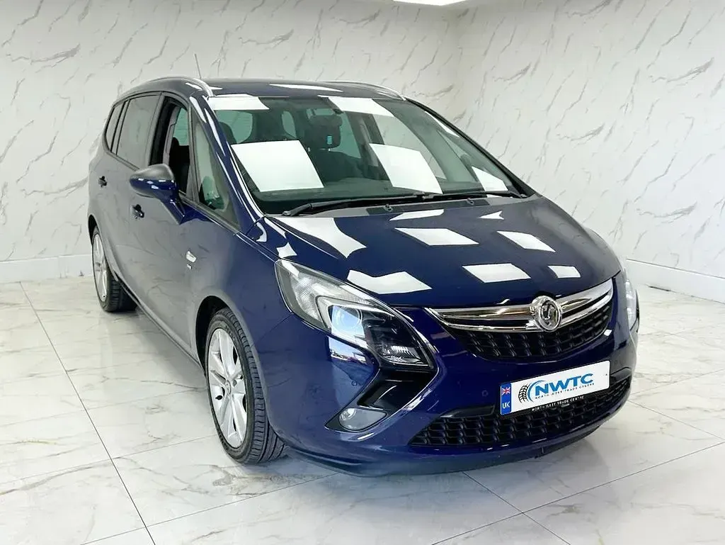 Used Vauxhall Zafira SRi 170 HP (125 kW) 2014 Blue MPV