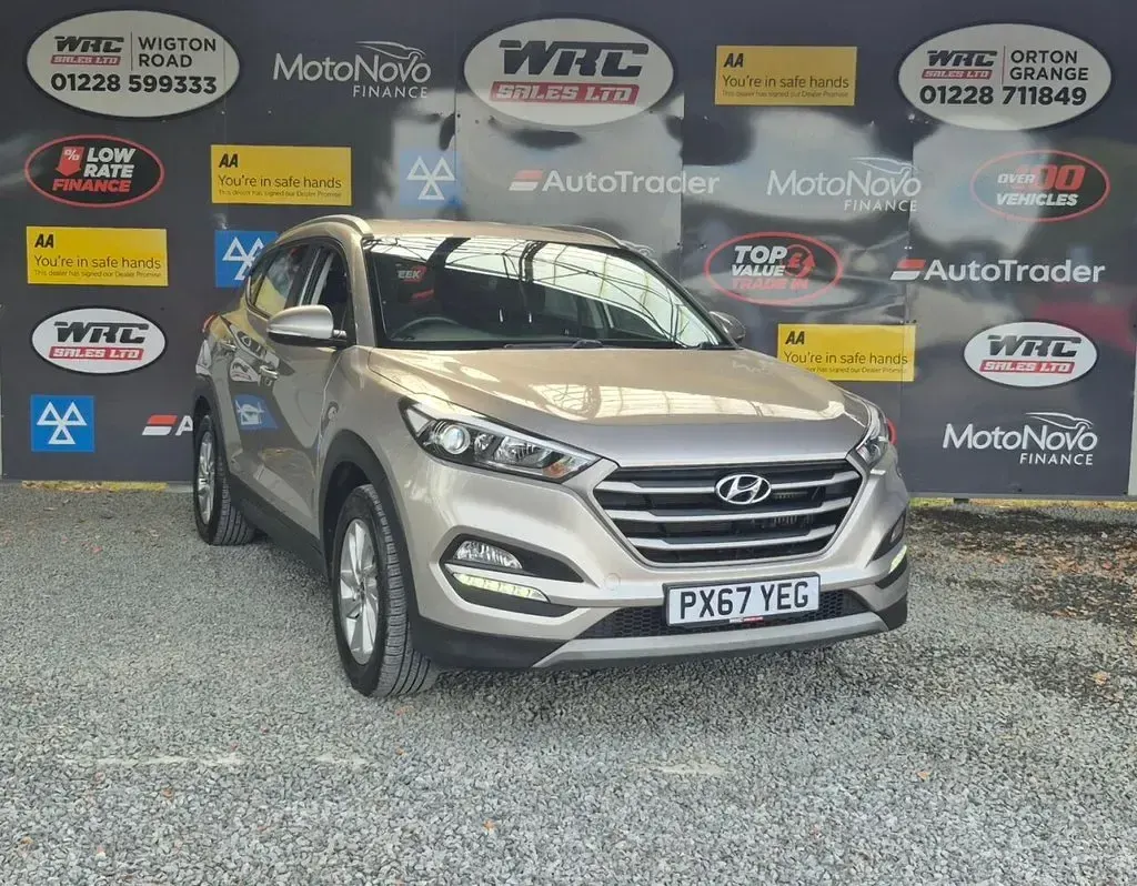 Used Hyundai Tucson SE 116 HP (85 kW) 2017 White SUV