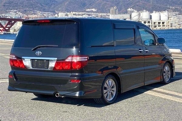 Black Used 2006 Toyota Alphard MPV | £11,265 - Image 1/1