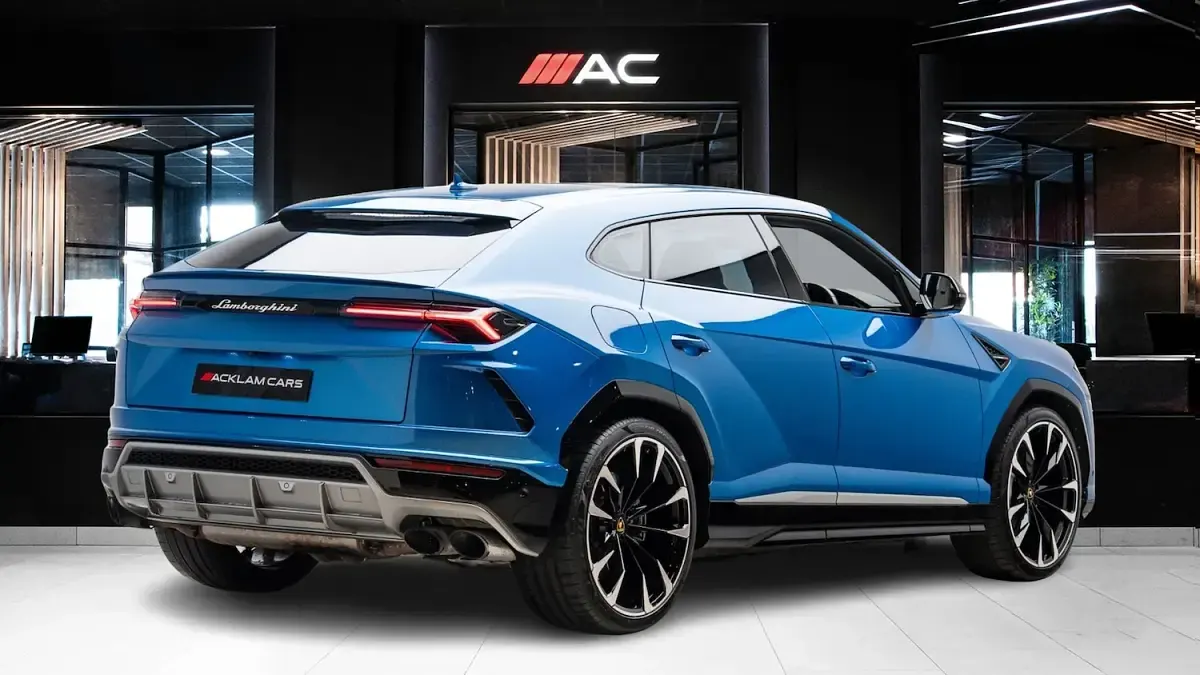 Used Lamborghini Urus 666 HP (489 kW) 2019 Blue SUV