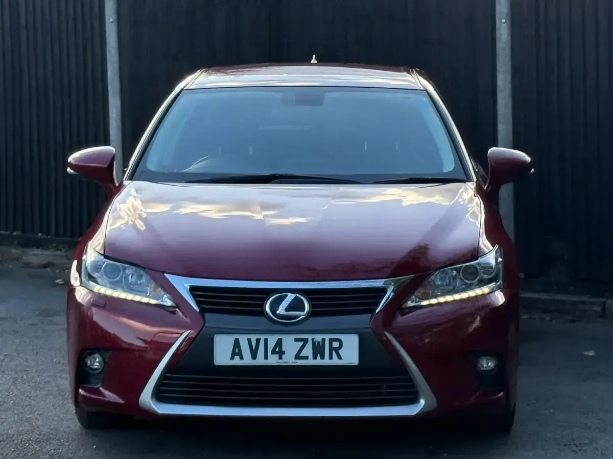 Used Lexus CT200h 2014 Red Hatchback