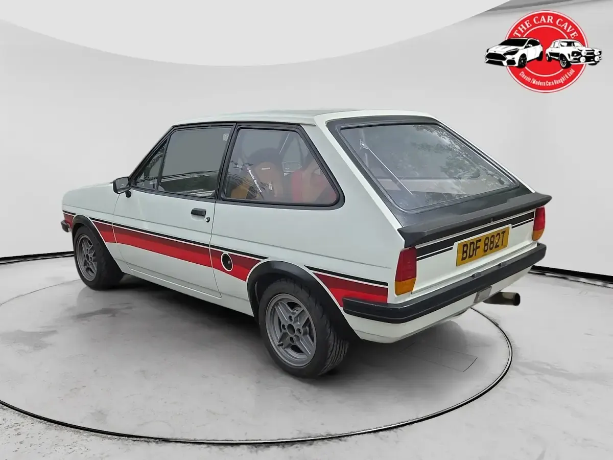 Used Ford Fiesta 120 HP (88 kW) 1978 White Hatchback
