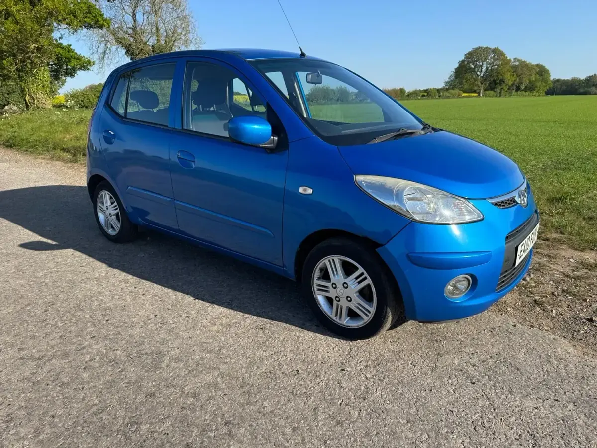 Used Hyundai i10 Edition 66 HP (48 kW) 2010 Blue Hatchback