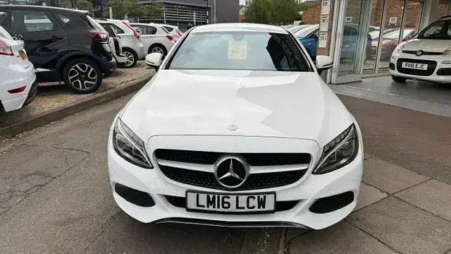 Käytetty Mercedes C220 2016 Valkoinen Coupe - kaksiovinen