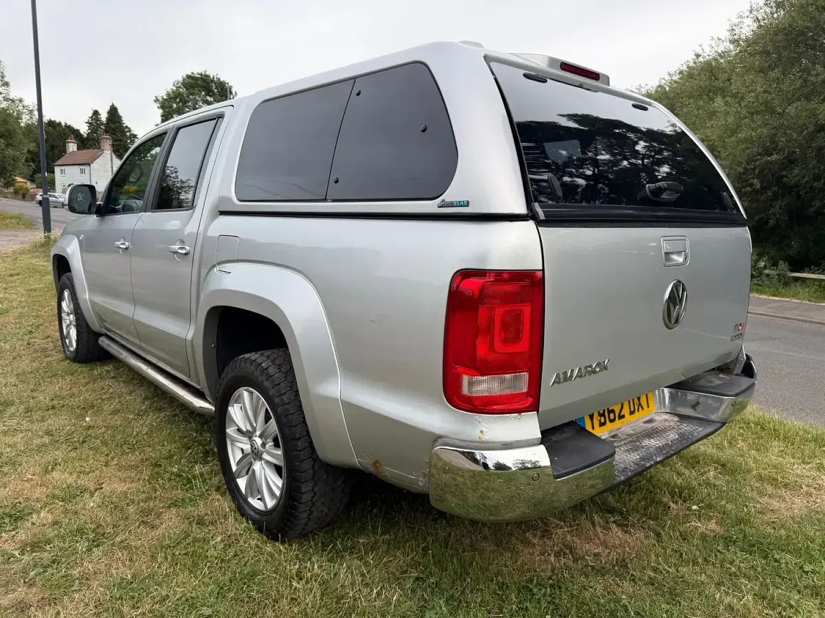 Used VW Amarok Highline 180 HP (132 kW) 2013 Silver Pickup