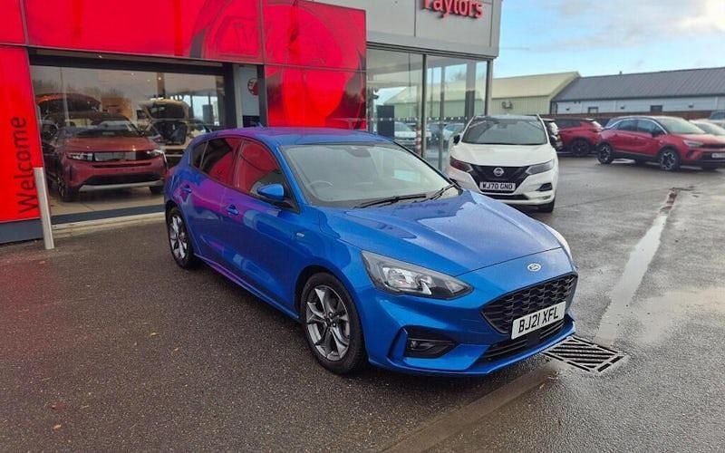 Used Ford Focus ST-Line 125 HP (91 kW) 2020 Blue Hatchback