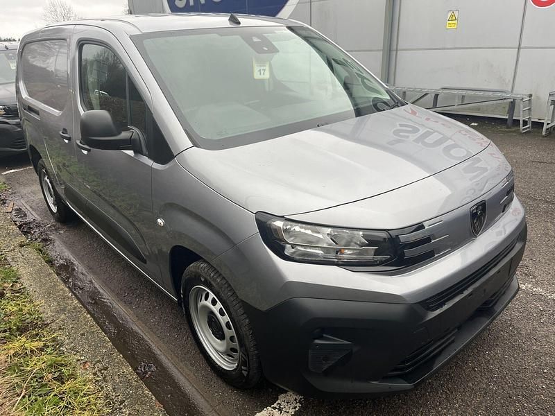 New Peugeot Partner S 102 HP (75 kW) 2026 Cumulus grey MPV