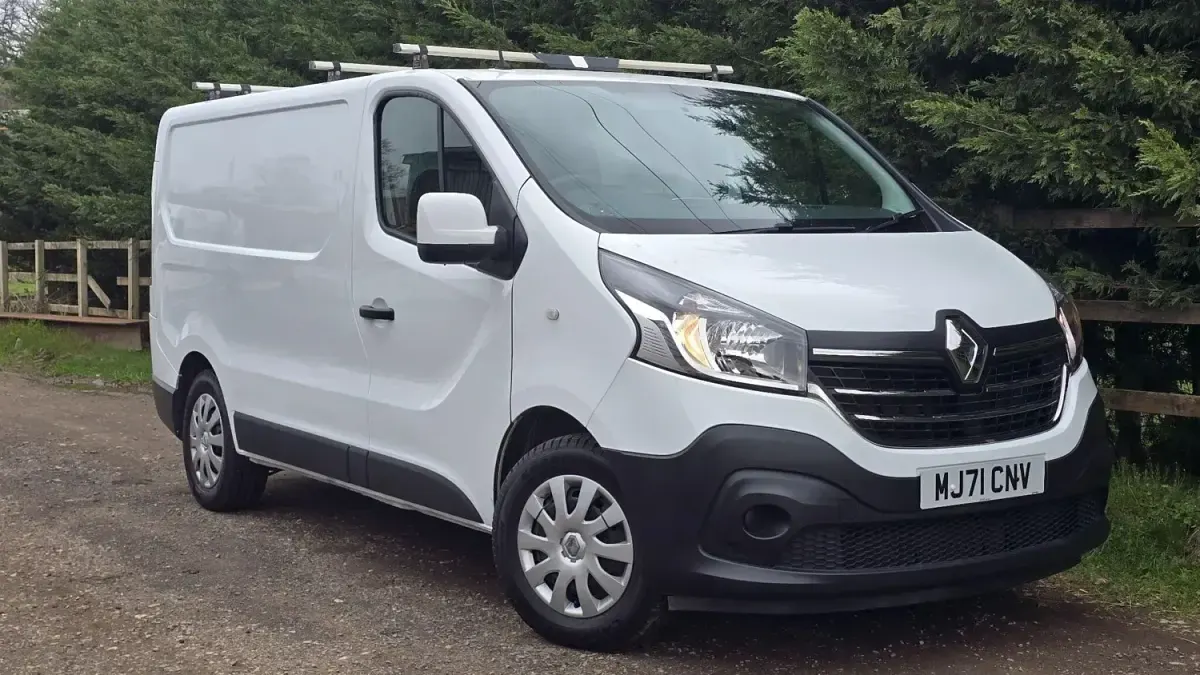 Usado Renault Trafic Business 2021 Blanco Monovolumen