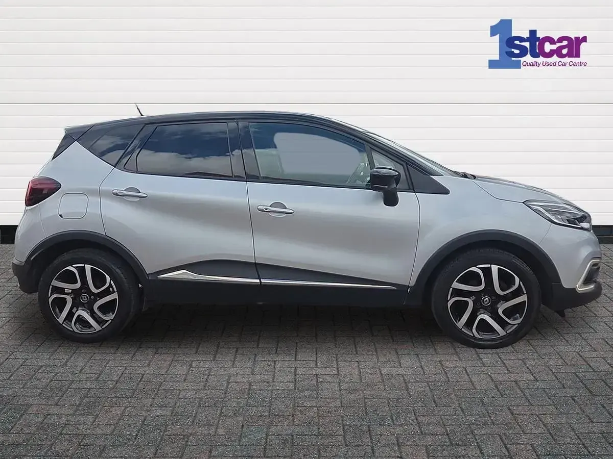 Used Renault Captur Dynamique 2018 Silver/black SUV