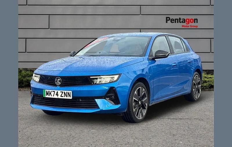 Used Vauxhall Astra Design Edition 114 kW (156 HP) 2024 Blue Hatchback