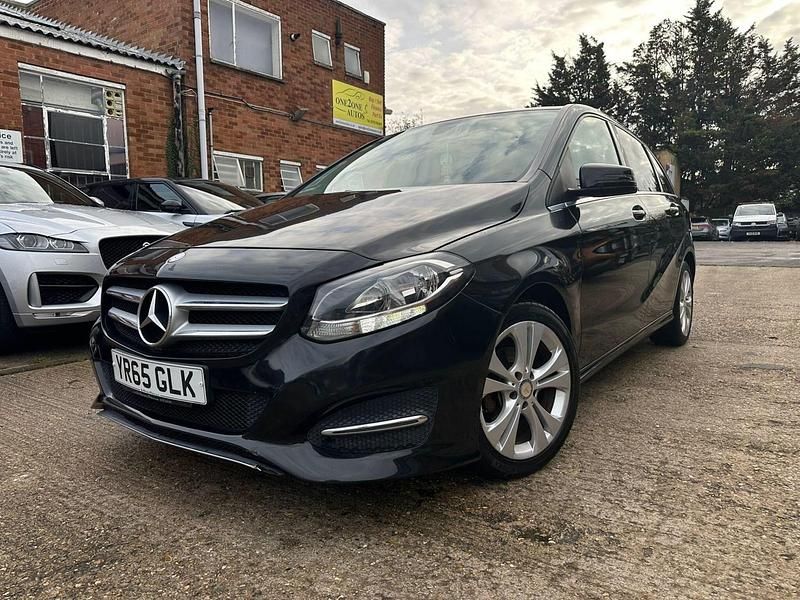 Black Used 2015 Mercedes B180 MPV | £10,990 (Fair price) - Image 1/4