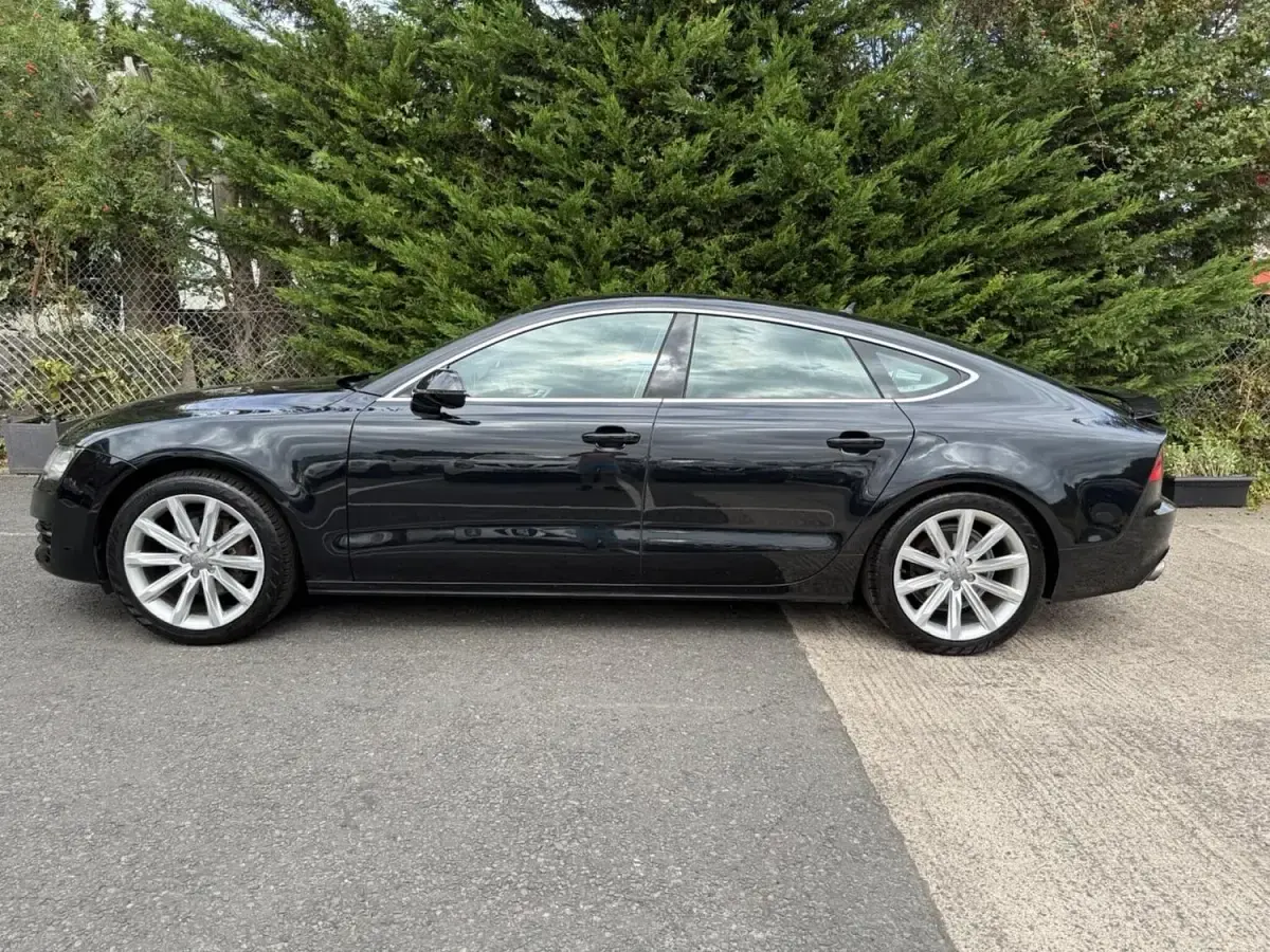 Used Audi A7 Advanced 2011 Black Hatchback